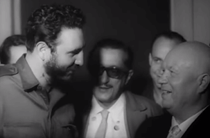 Figure 4. Castro, Khrushchev, and Honorio Múñoz (center) outside the Hotel Theresa after their first meeting on 20 Sept. 1960. Screenshot From 'Fidel en Nueva York en 1960'.